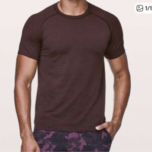 Lululemon Metal vent shirt Plum Men’s L Athletic Activewear Athleisure Stretchy